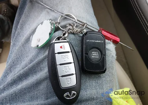 2014 Infiniti Q50 Premium z USA, uszkodzony, nr VIN JN1BV7AR8EM695587